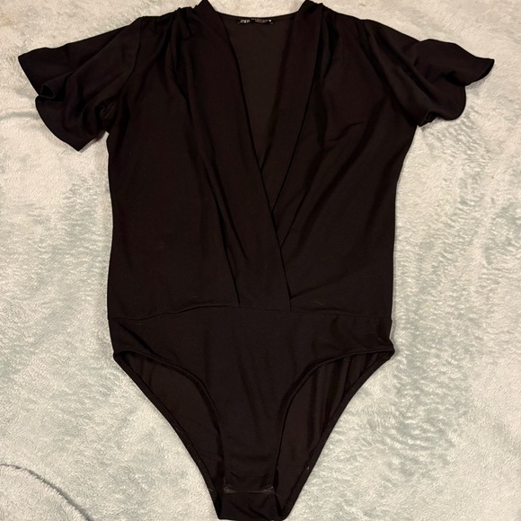 Black Zara bodysuit - Picture 1 of 3